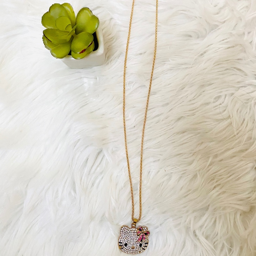 NWT hello kitty diamond crystal necklace - Picture 3 of 5